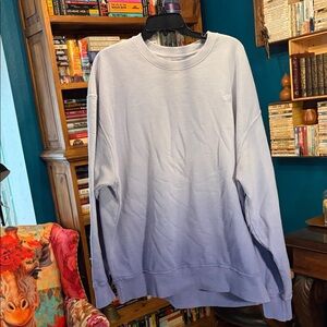 Champion Crewneck Sweatshirt in Light Lavender